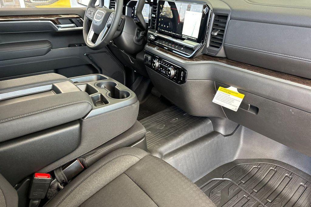 new 2026 GMC Sierra 1500 car, priced at $47,206