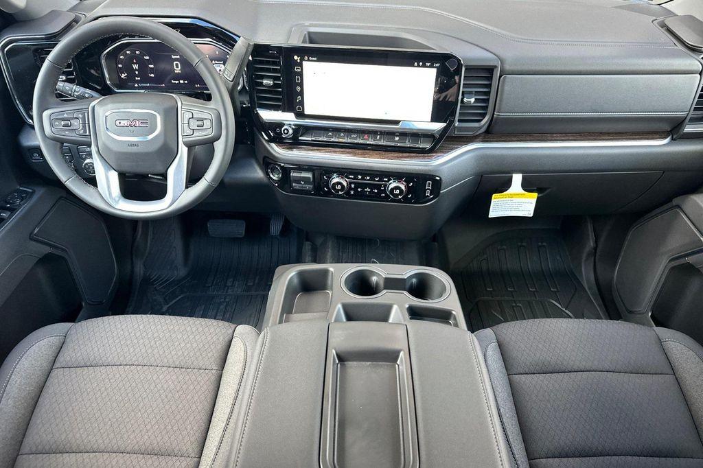 new 2026 GMC Sierra 1500 car, priced at $47,701