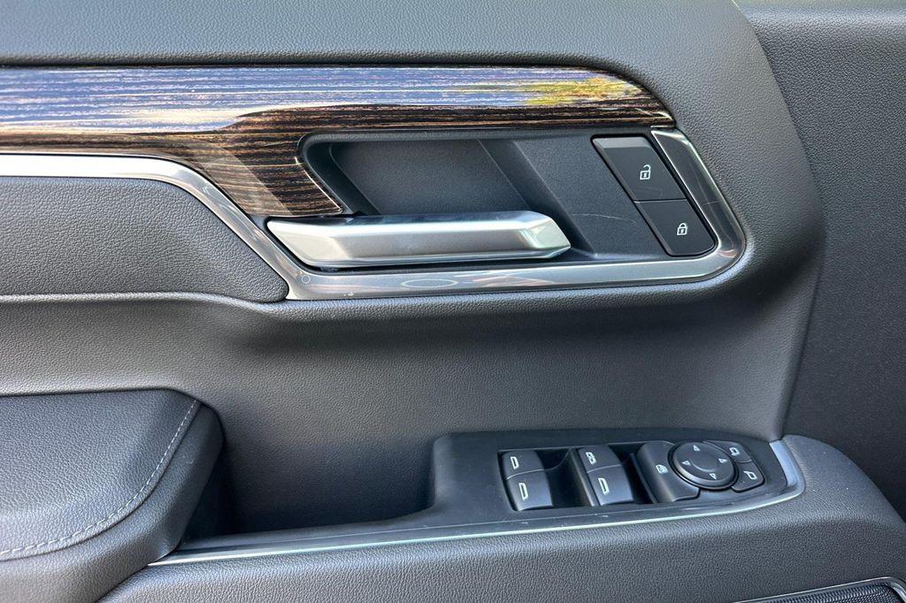 new 2026 GMC Sierra 1500 car, priced at $47,701