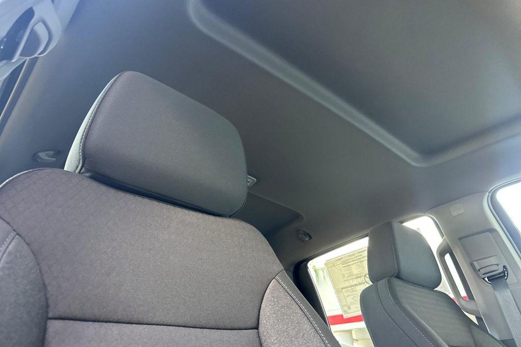 new 2026 GMC Sierra 1500 car, priced at $47,701