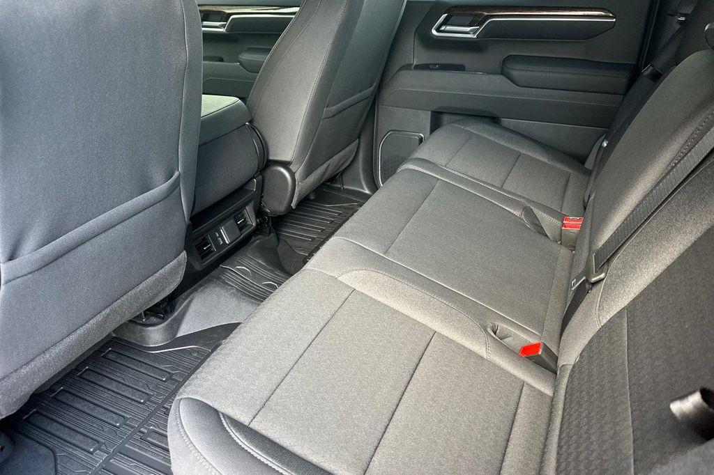 new 2026 GMC Sierra 1500 car, priced at $47,701