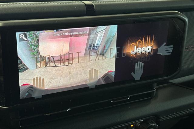 new 2025 Jeep Gladiator car, priced at $51,975