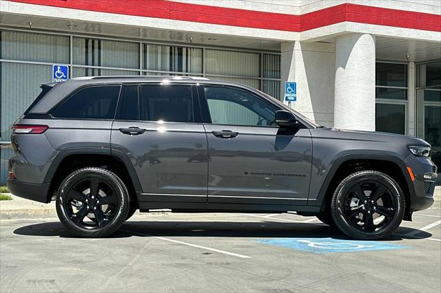 new 2024 Jeep Grand Cherokee car, priced at $44,376