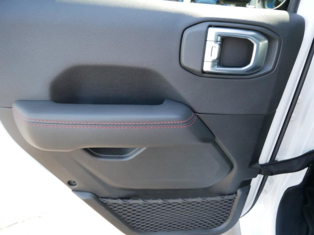 used 2021 Jeep Gladiator car, priced at $34,994
