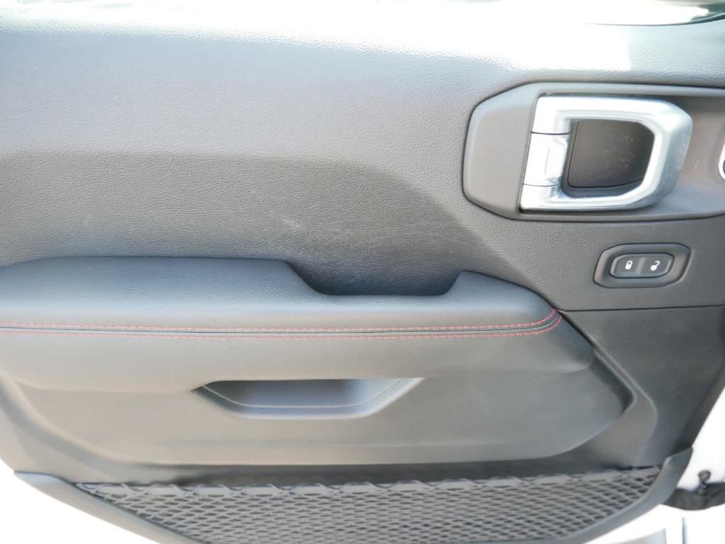 used 2021 Jeep Gladiator car, priced at $34,994