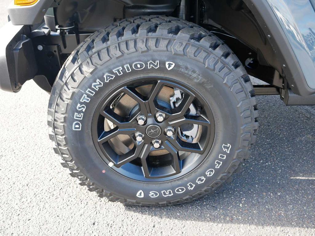 new 2025 Jeep Gladiator car, priced at $50,297