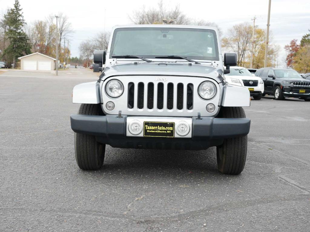 used 2015 Jeep Wrangler Unlimited car, priced at $17,893