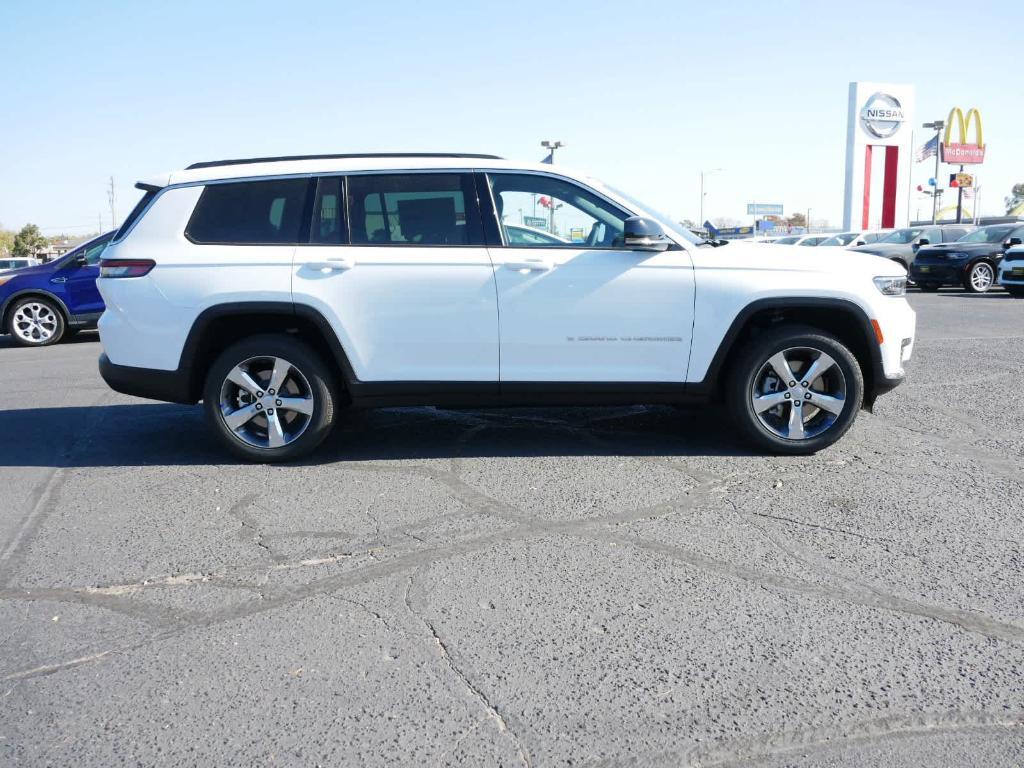 new 2025 Jeep Grand Cherokee L car, priced at $48,427