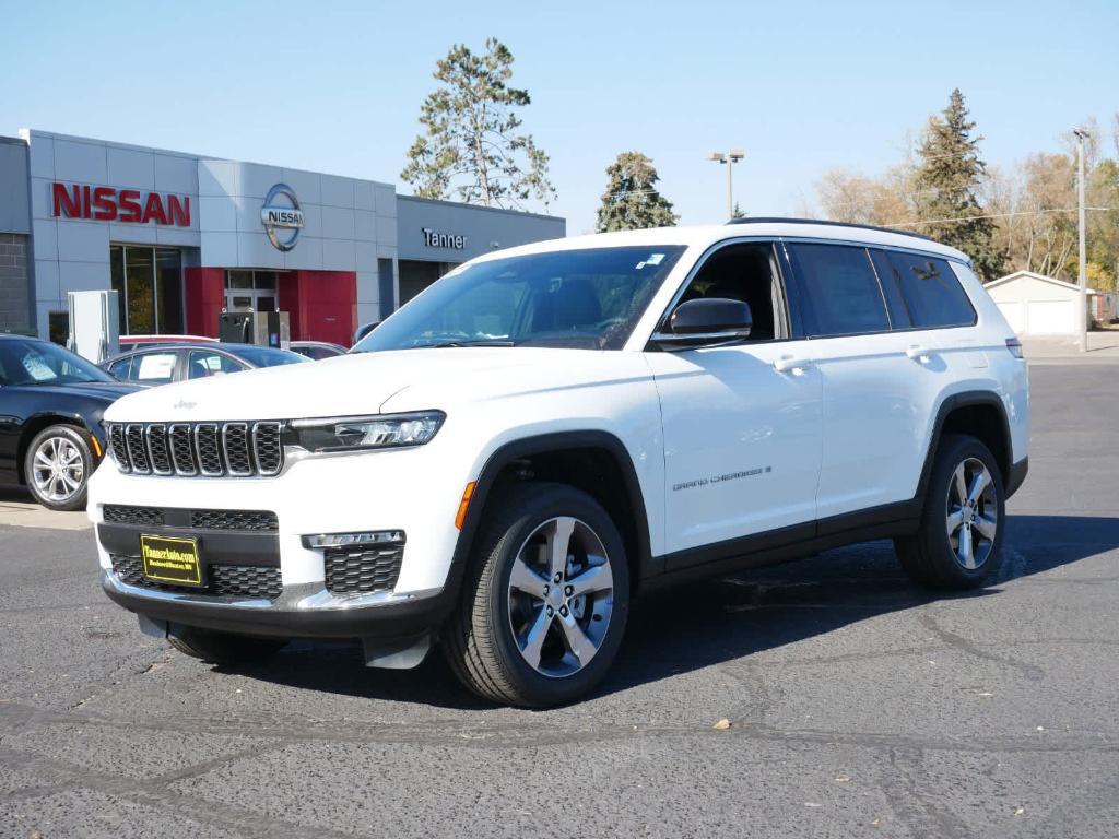 new 2025 Jeep Grand Cherokee L car, priced at $48,427