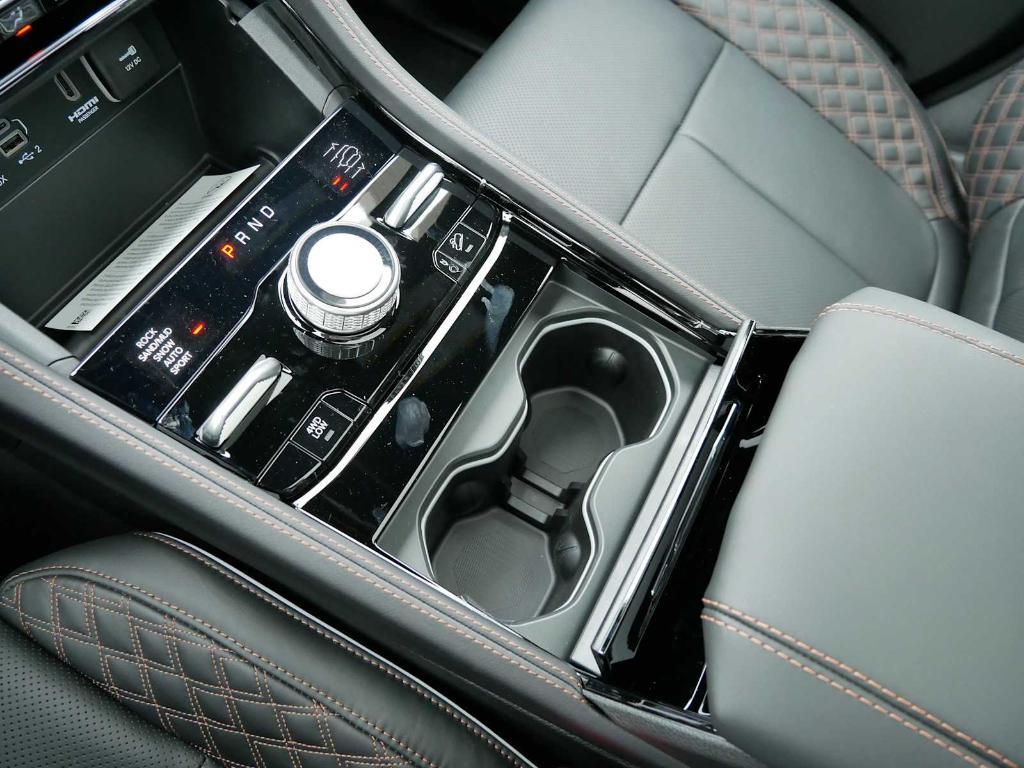 new 2025 Jeep Grand Cherokee L car, priced at $65,921