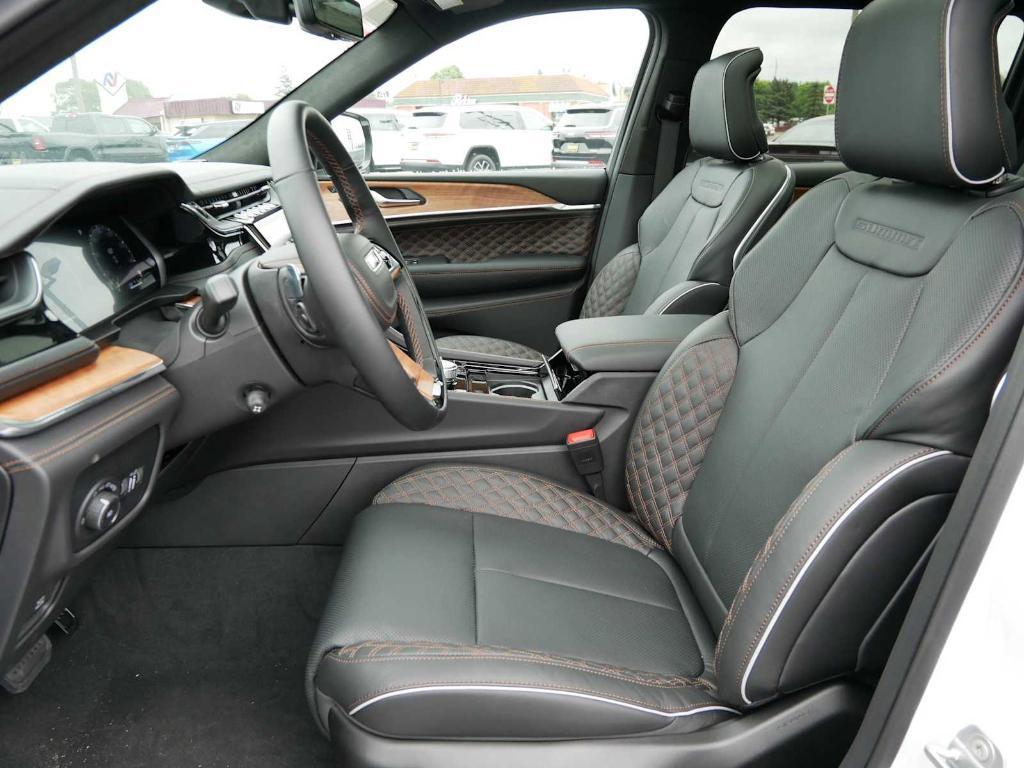 new 2025 Jeep Grand Cherokee L car, priced at $65,921