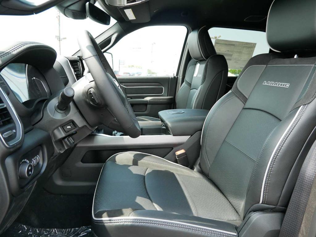 new 2025 Ram 3500 car, priced at $78,727