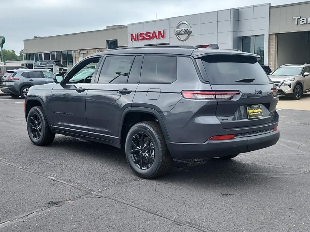 new 2024 Jeep Grand Cherokee L car, priced at $42,471