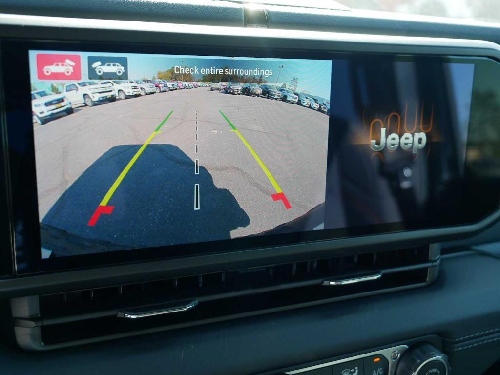 new 2025 Jeep Wrangler car, priced at $61,590