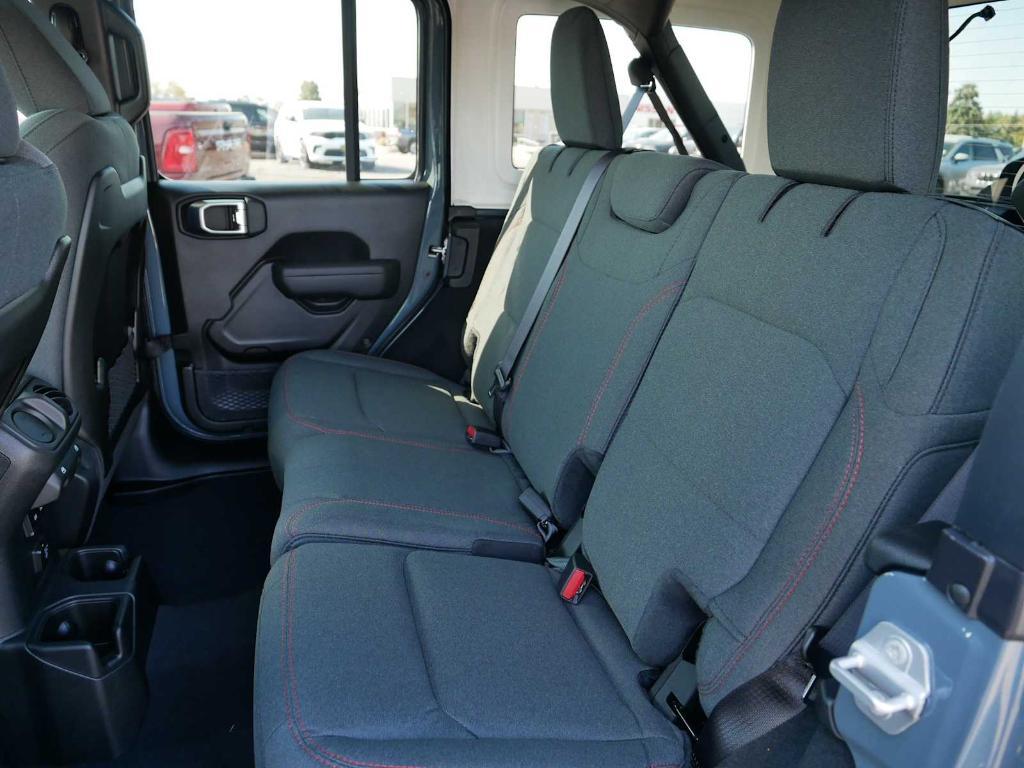 new 2025 Jeep Wrangler car, priced at $61,590