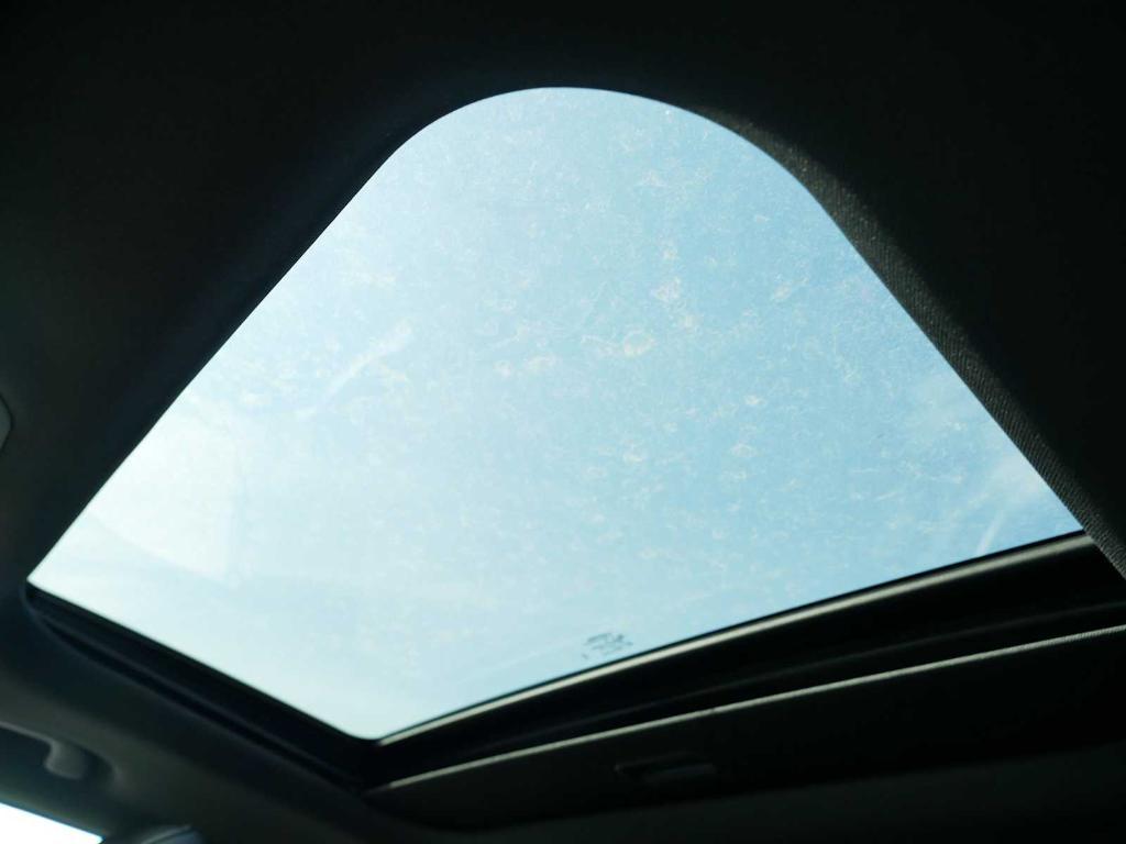 new 2025 Jeep Grand Cherokee car, priced at $44,999