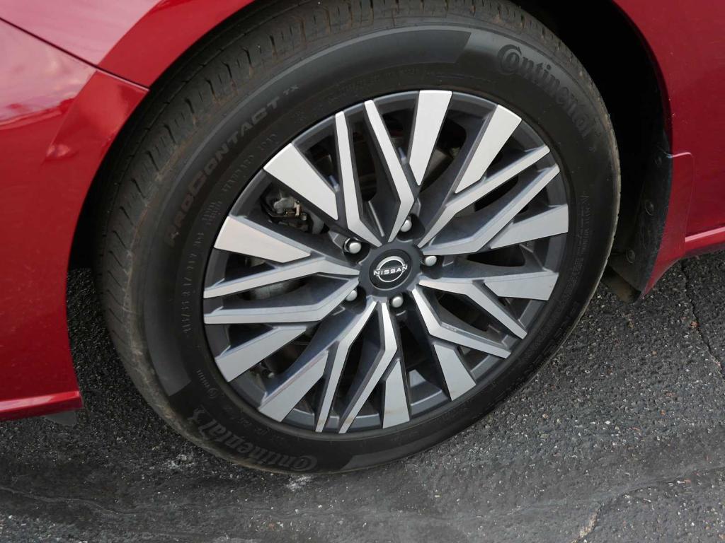 used 2023 Nissan Altima car, priced at $23,444