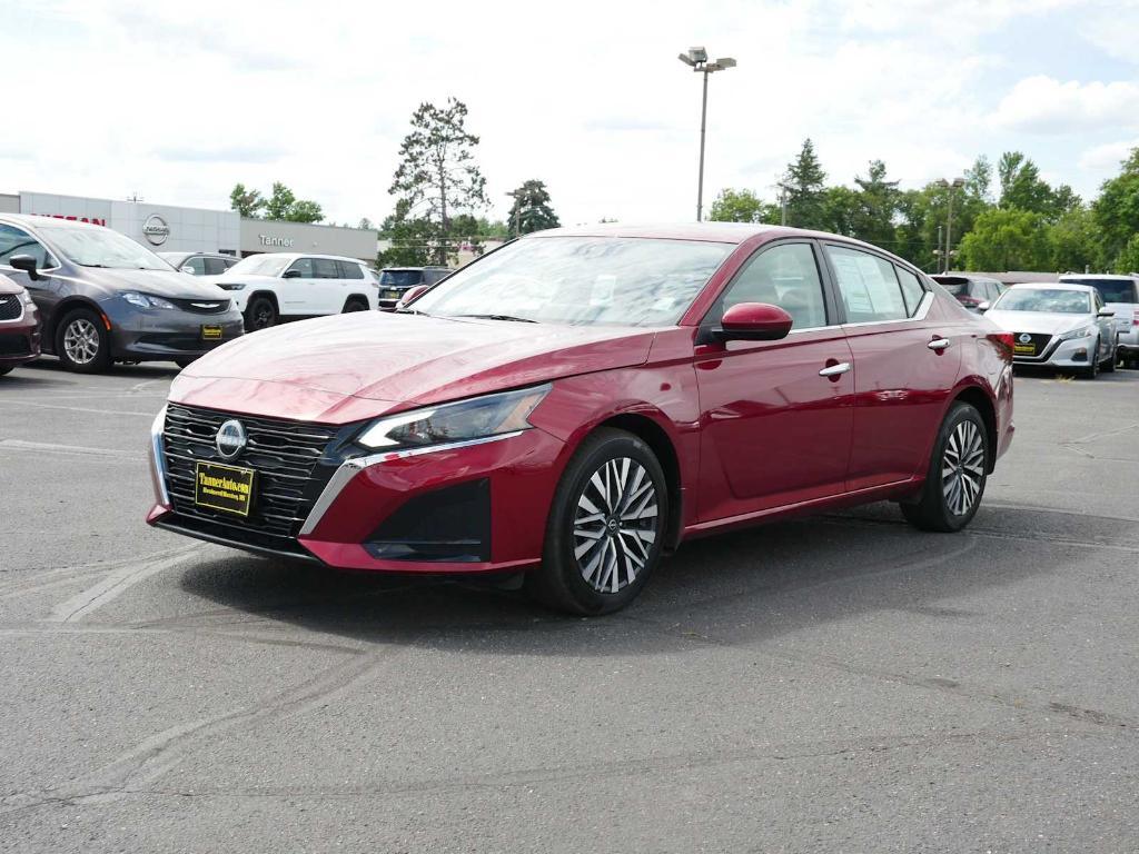used 2023 Nissan Altima car, priced at $23,444