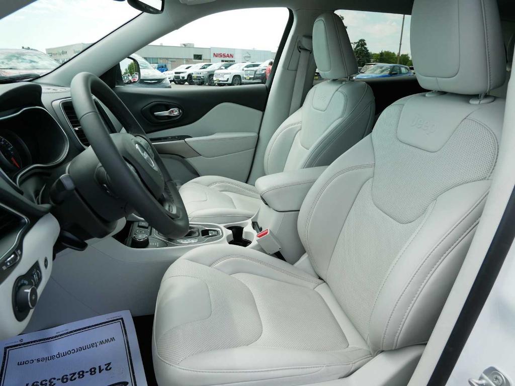 used 2022 Jeep Cherokee car, priced at $23,850