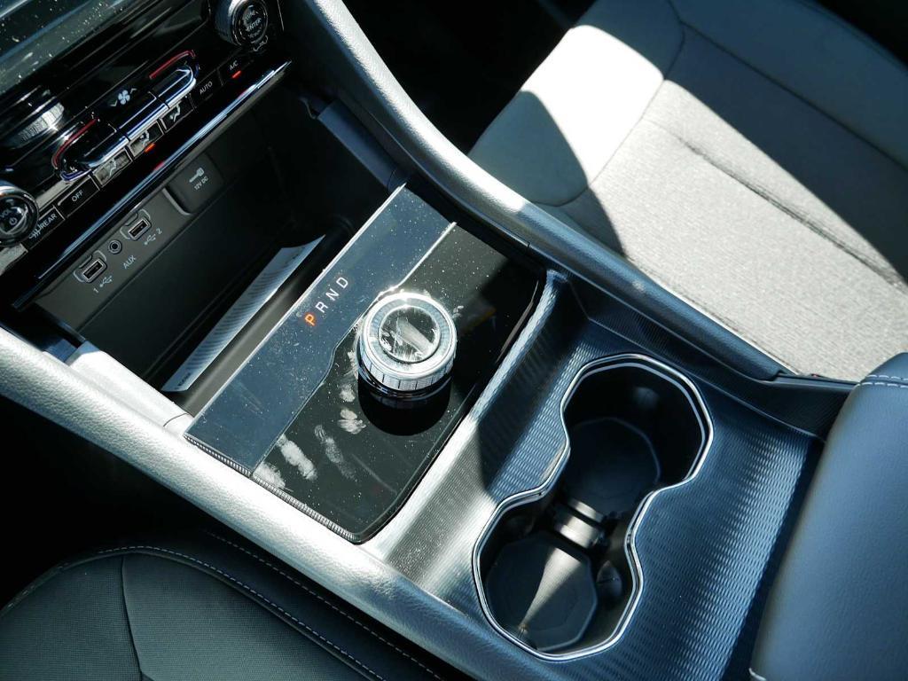 new 2025 Jeep Grand Cherokee L car, priced at $42,129