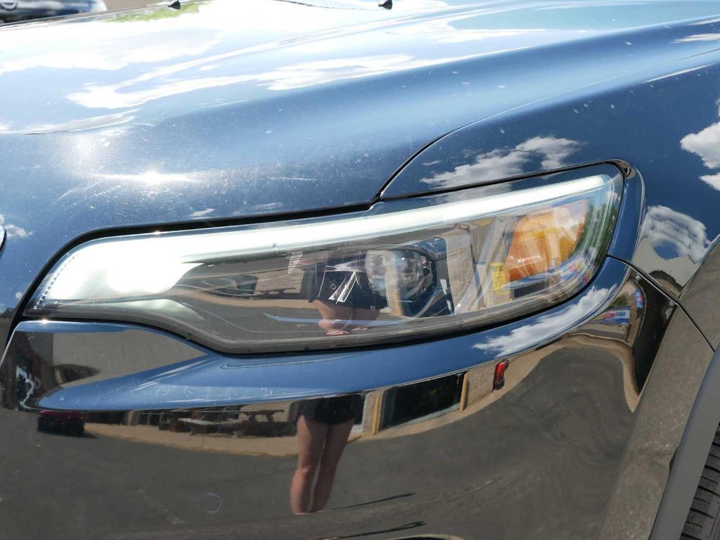 used 2021 Jeep Cherokee car, priced at $25,900