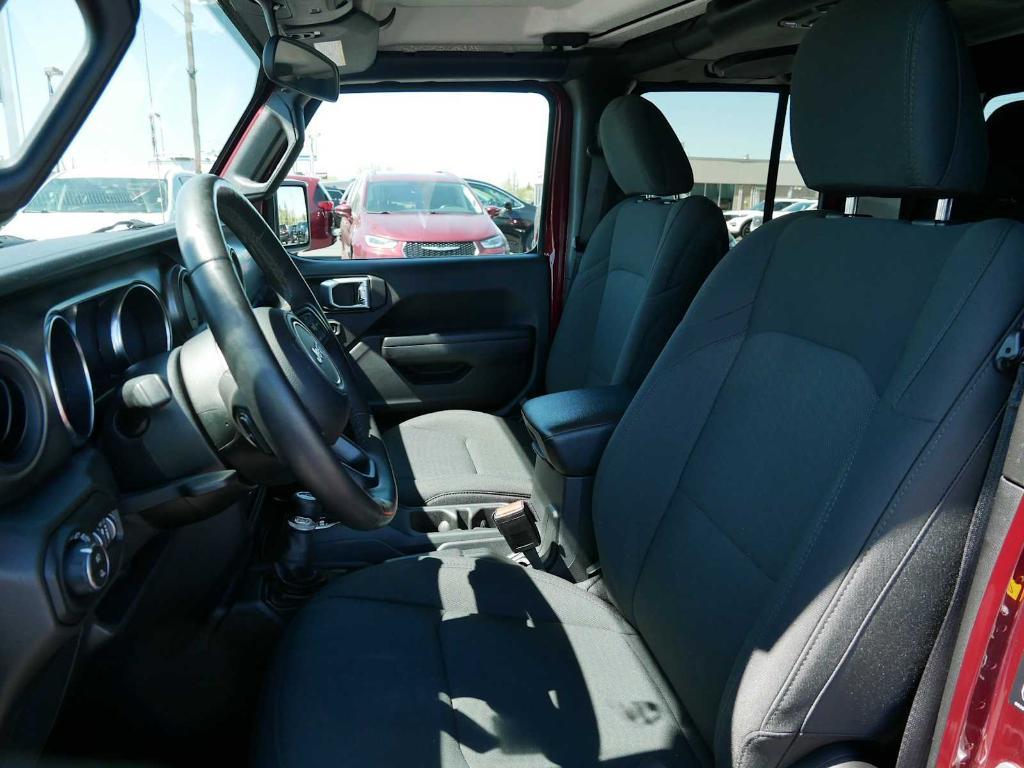 used 2021 Jeep Gladiator car, priced at $27,991
