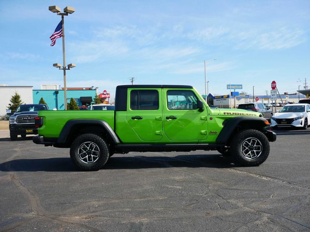 new 2025 Jeep Gladiator car, priced at $52,200