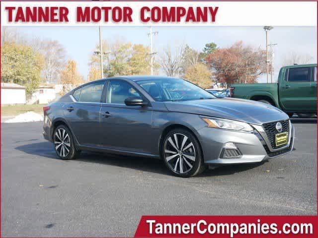 used 2021 Nissan Altima car, priced at $22,900