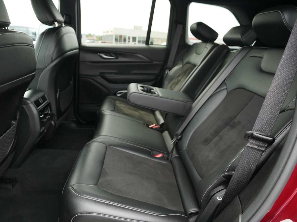 used 2023 Jeep Grand Cherokee car, priced at $32,990