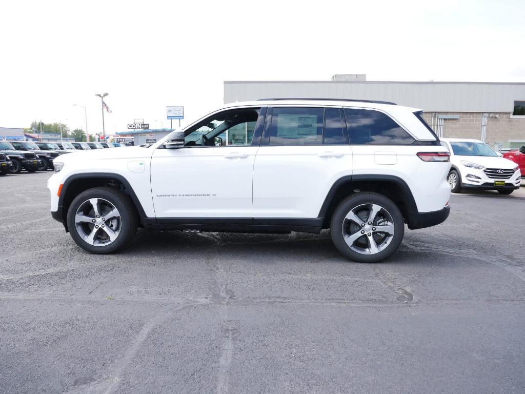 new 2024 Jeep Grand Cherokee 4xe car, priced at $59,205