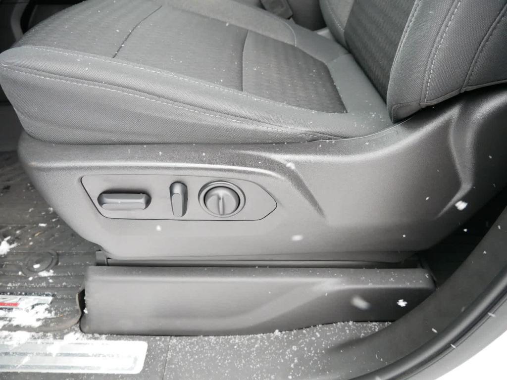 used 2021 Chevrolet Silverado 1500 car, priced at $31,900