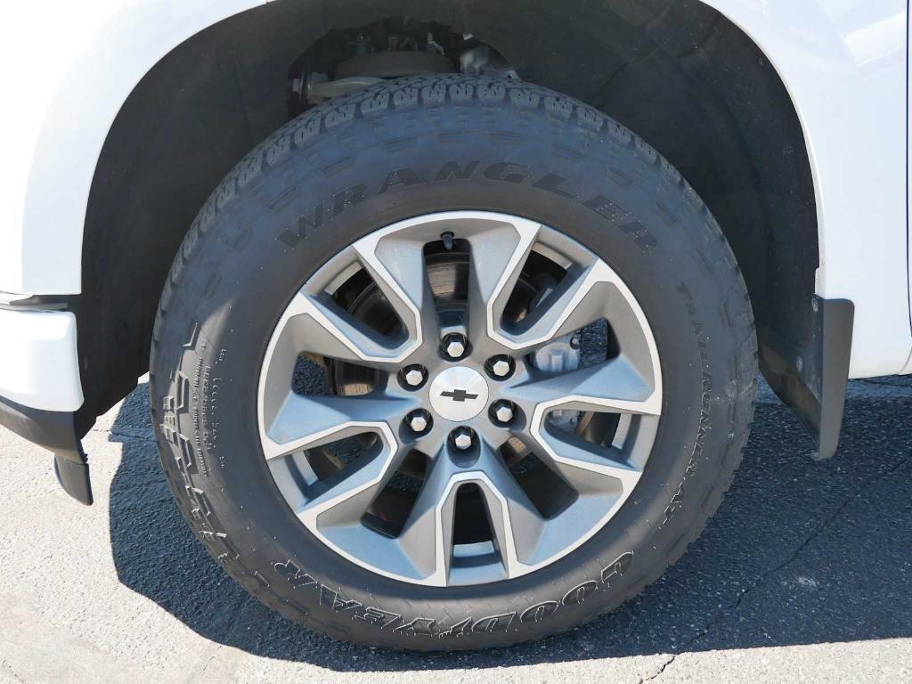 used 2021 Chevrolet Silverado 1500 car, priced at $31,900