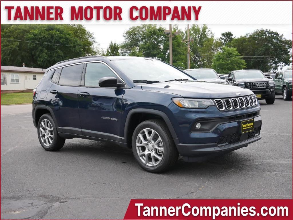 new 2024 Jeep Compass car, priced at $29,333