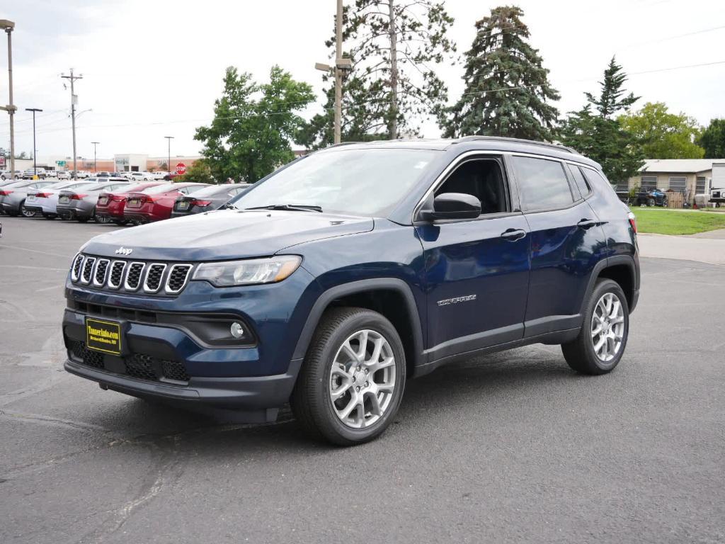 new 2024 Jeep Compass car, priced at $29,333