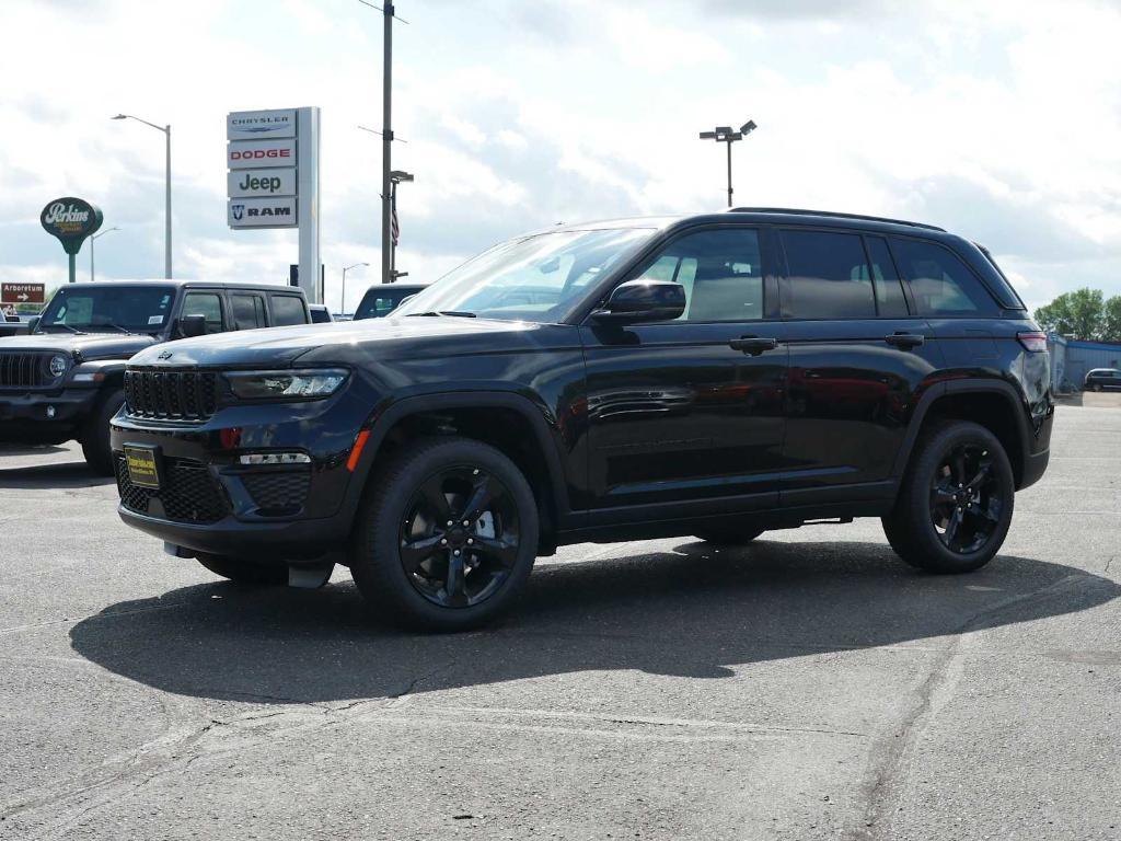 new 2025 Jeep Grand Cherokee car, priced at $51,341