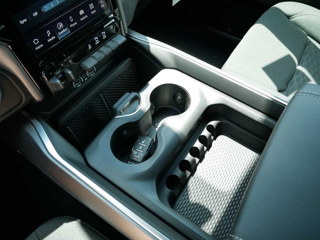 new 2025 Ram 1500 car, priced at $52,873