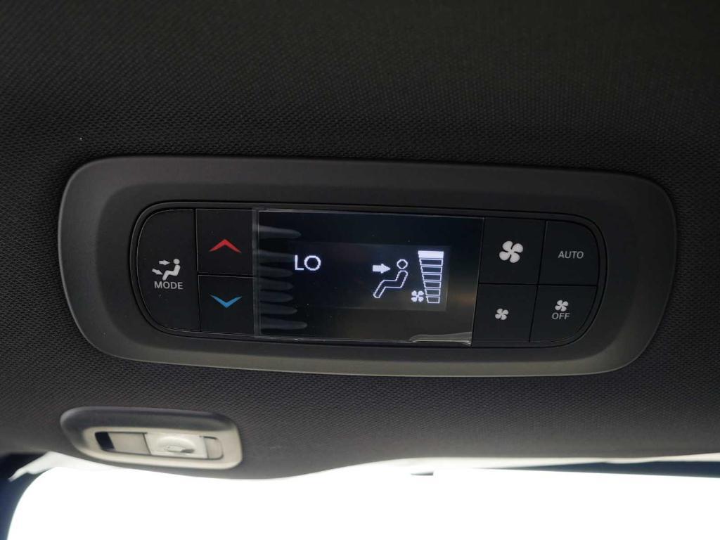 new 2025 Chrysler Pacifica car, priced at $48,575