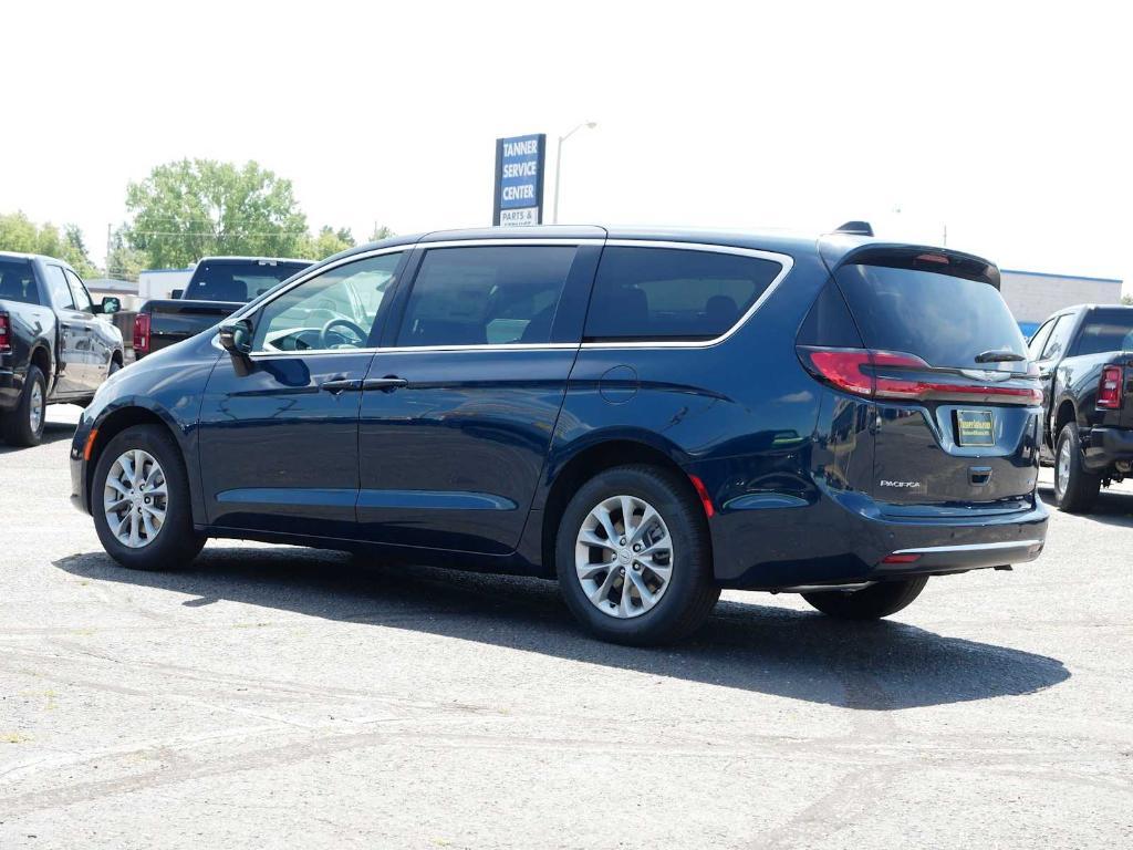 new 2025 Chrysler Pacifica car, priced at $48,575