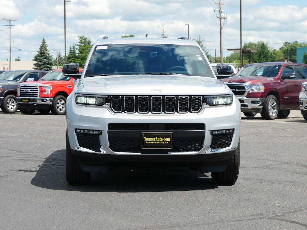 new 2025 Jeep Grand Cherokee L car, priced at $44,917