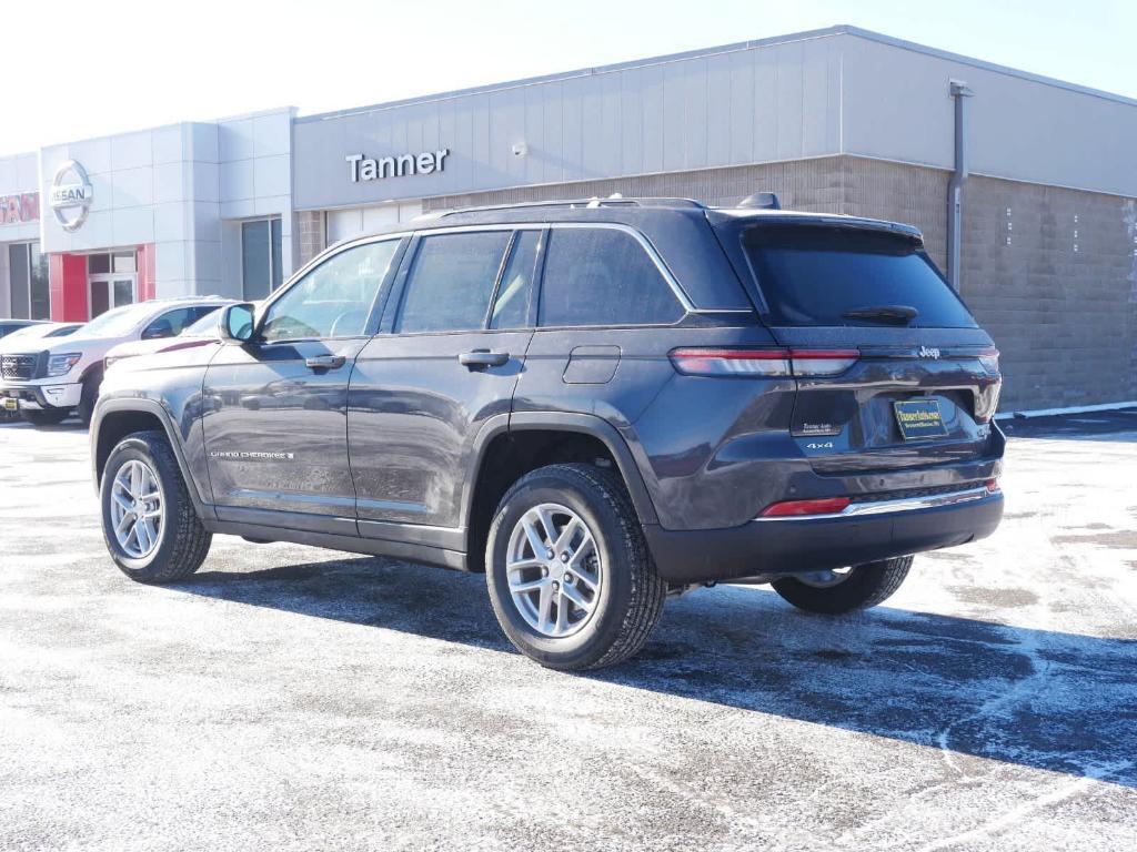 new 2025 Jeep Grand Cherokee car, priced at $40,170