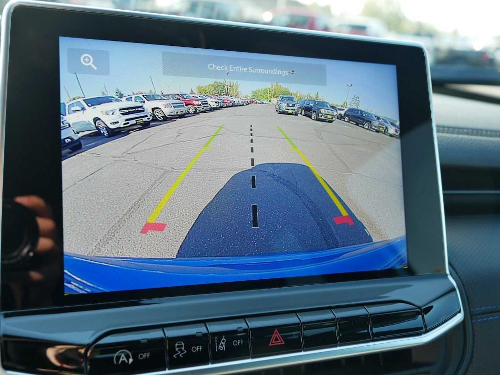 new 2026 Jeep Compass car, priced at $33,419