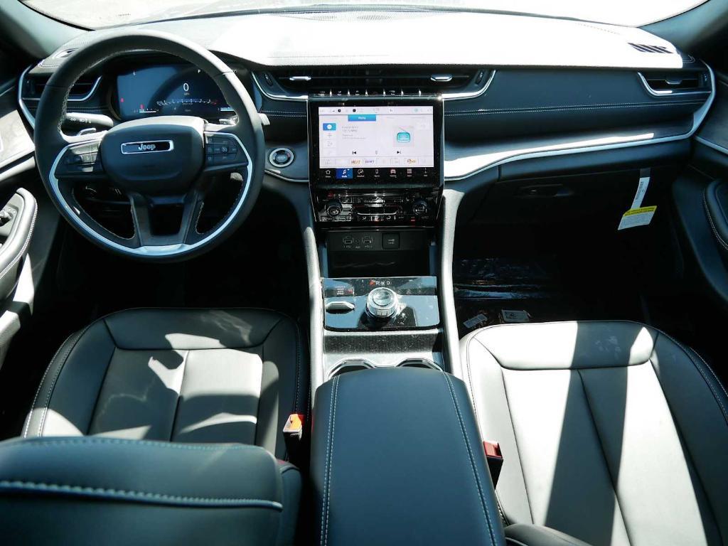 new 2025 Jeep Grand Cherokee L car, priced at $47,417