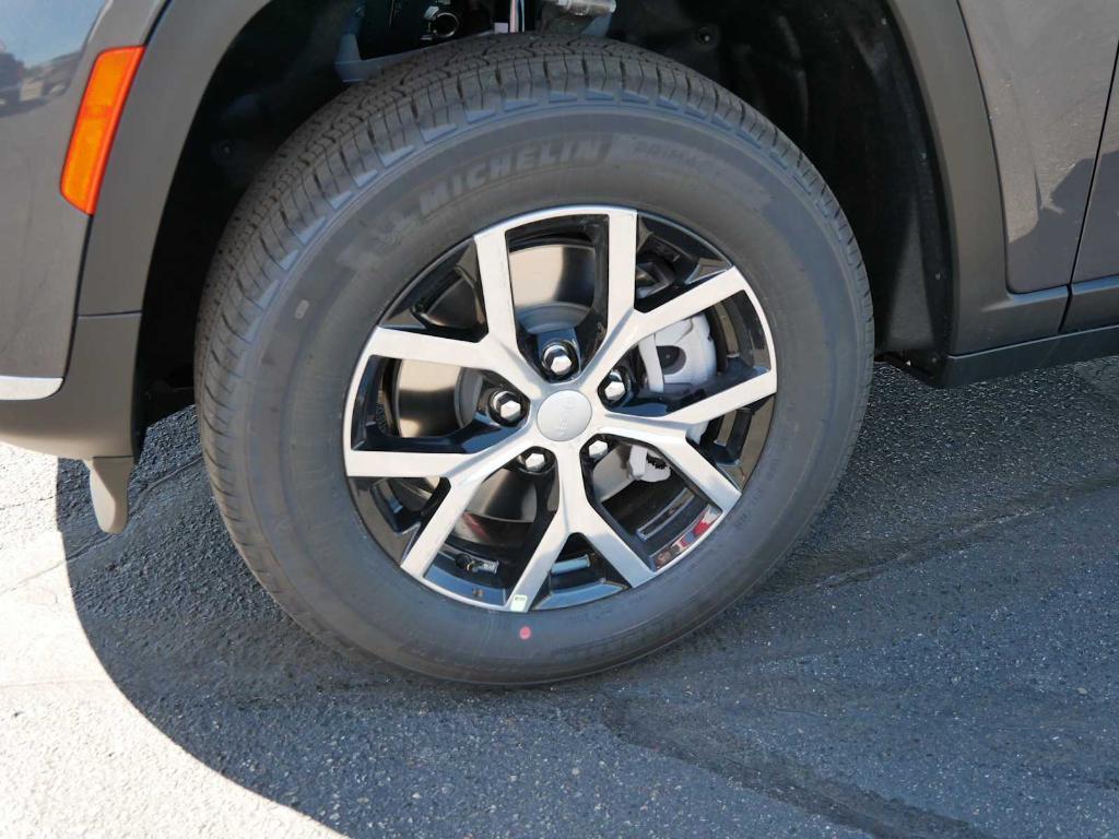 new 2025 Jeep Grand Cherokee L car, priced at $47,417