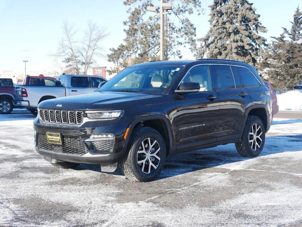 new 2025 Jeep Grand Cherokee car, priced at $46,810