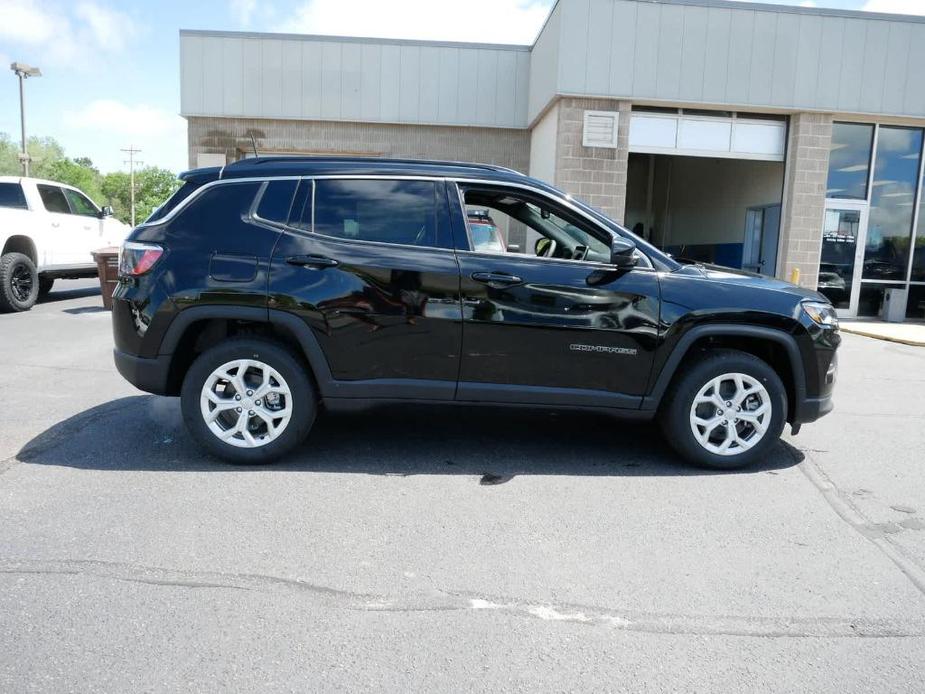 new 2024 Jeep Compass car, priced at $30,387