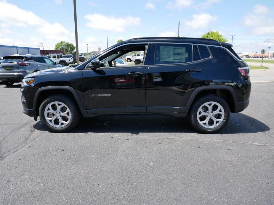 new 2024 Jeep Compass car, priced at $30,387