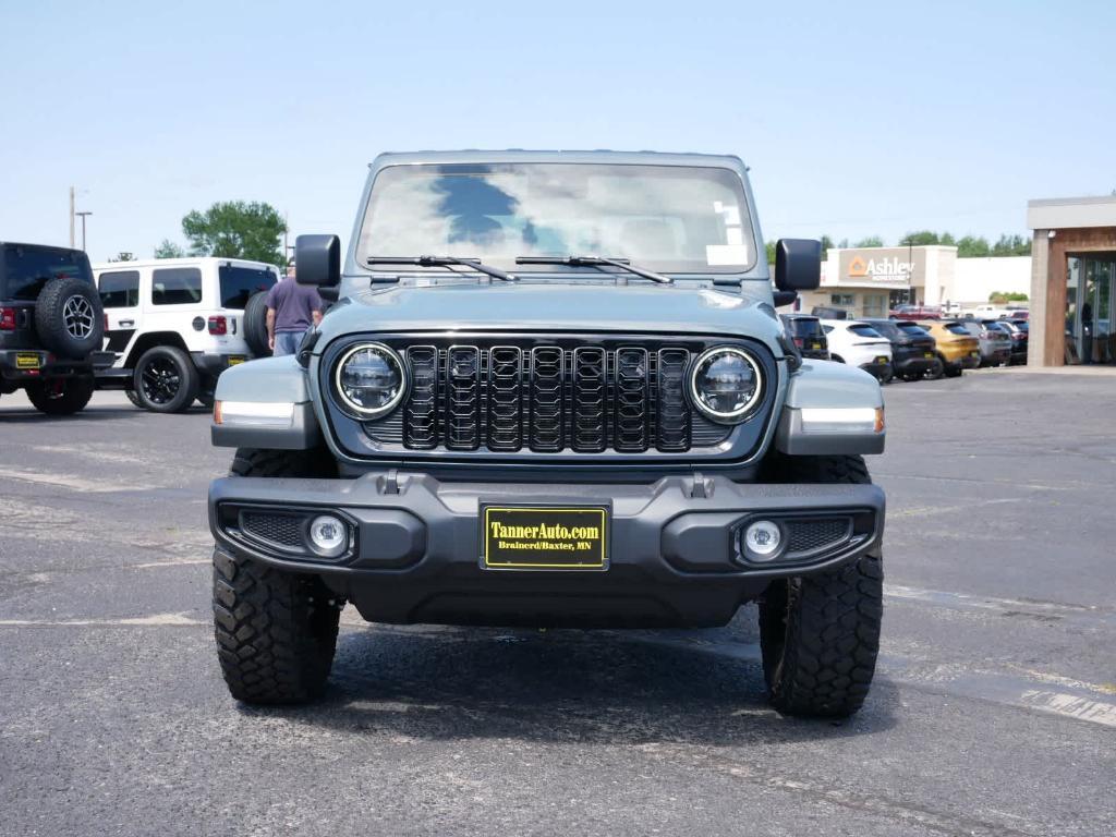 new 2024 Jeep Gladiator car, priced at $46,620