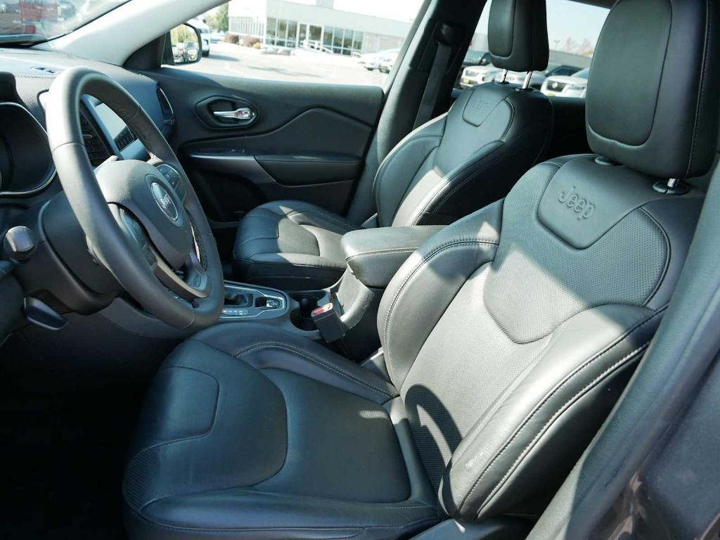 used 2021 Jeep Cherokee car, priced at $22,991
