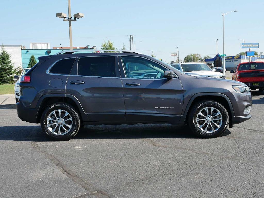 used 2021 Jeep Cherokee car, priced at $22,991