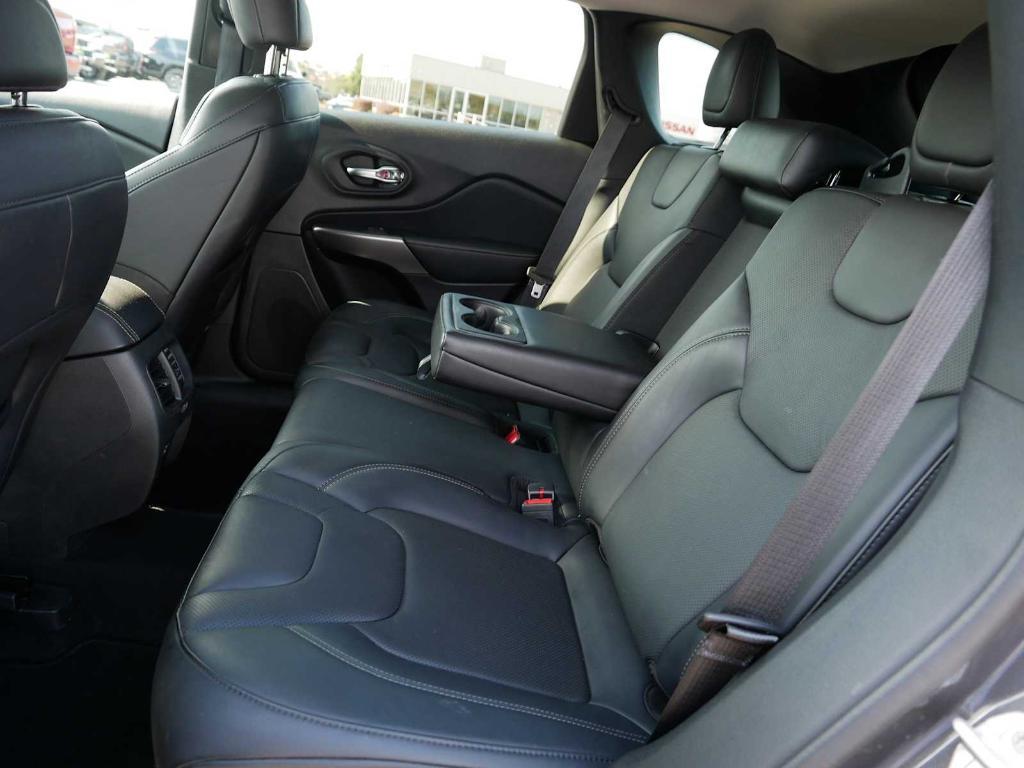 used 2021 Jeep Cherokee car, priced at $22,991